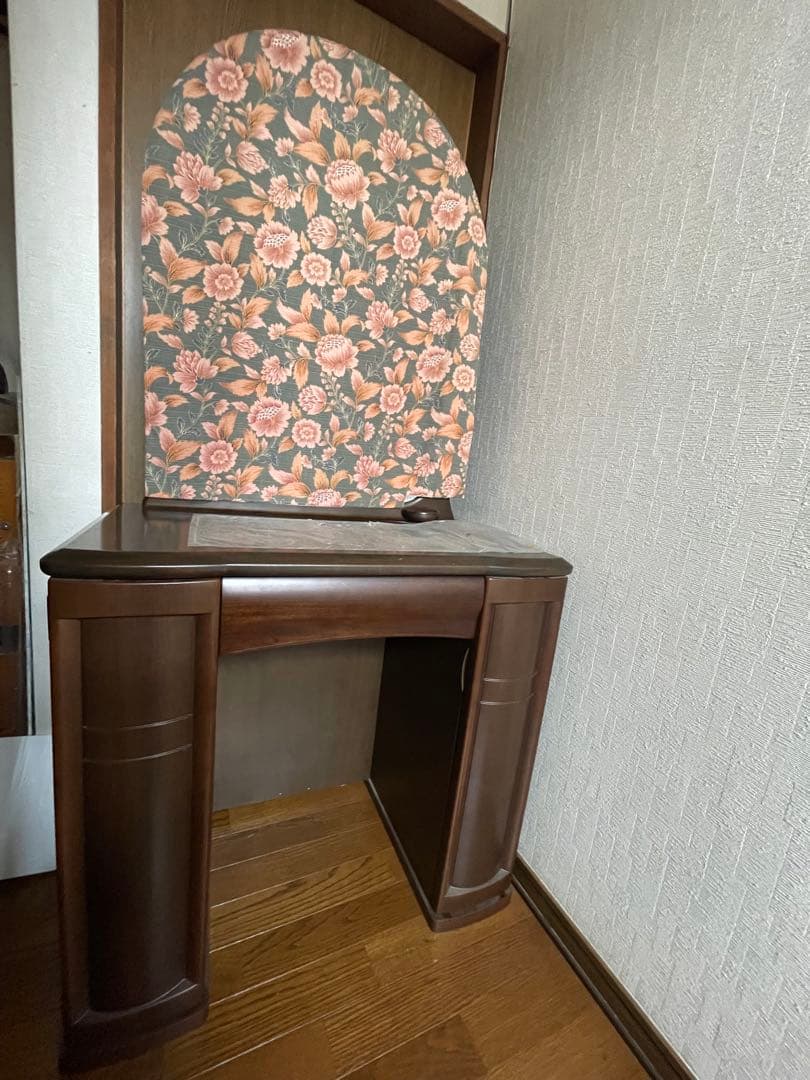 値下げ美品　レトロ【大塚家具】木製ドレッサー