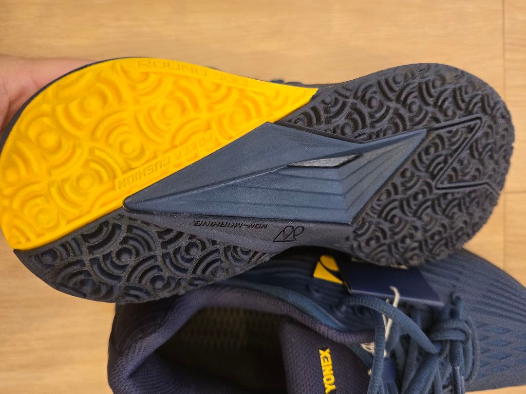 YONEX エクリプション5メン