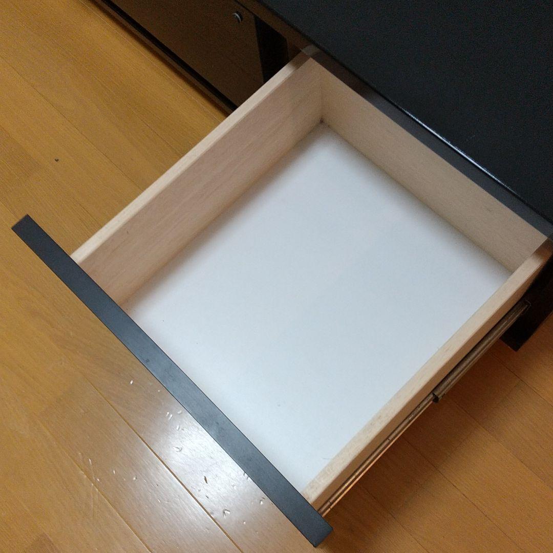 テレビ台、テレビボード