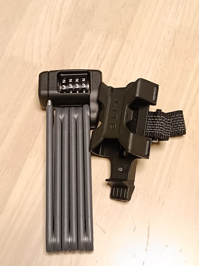 アクセサリー ABUS BORDO LITE 6055C / 85