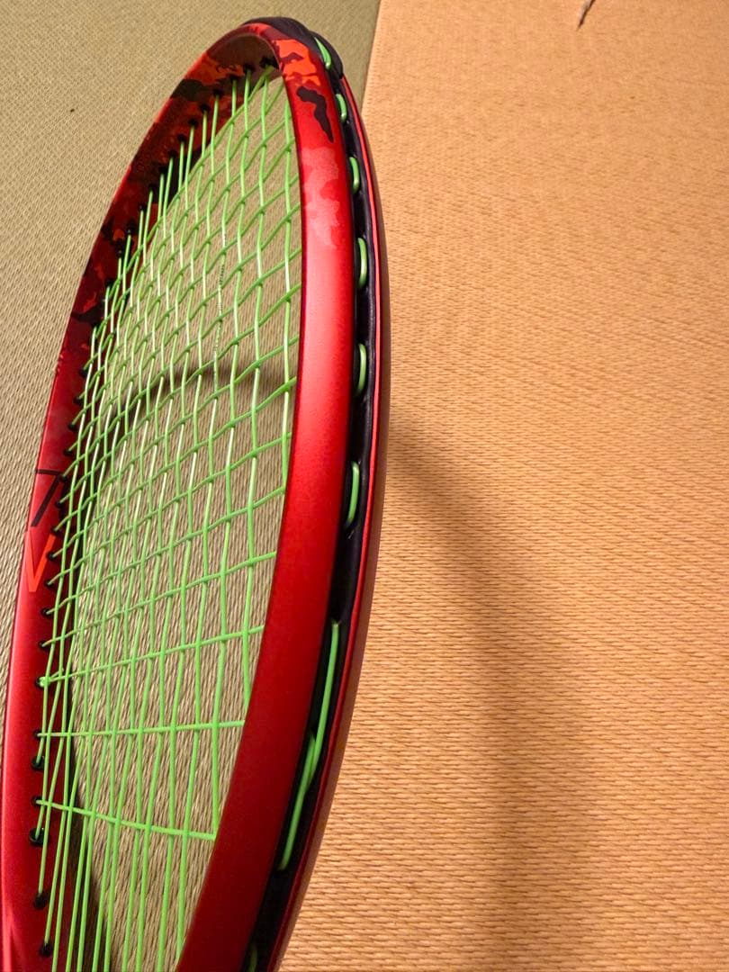 ジオブレイク70V【タンゴレッド】　YONEX