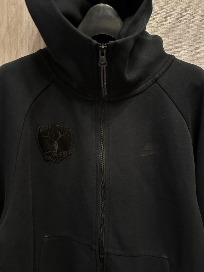 希少品　鹿島アントラーズ 19 NIKE テックフリースフルジップフーディ