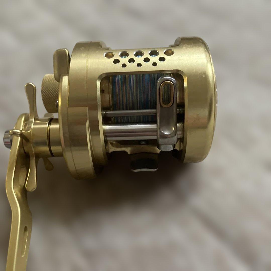 あ*君様 SHIMANO CALCUTTA CONQUEST 800F