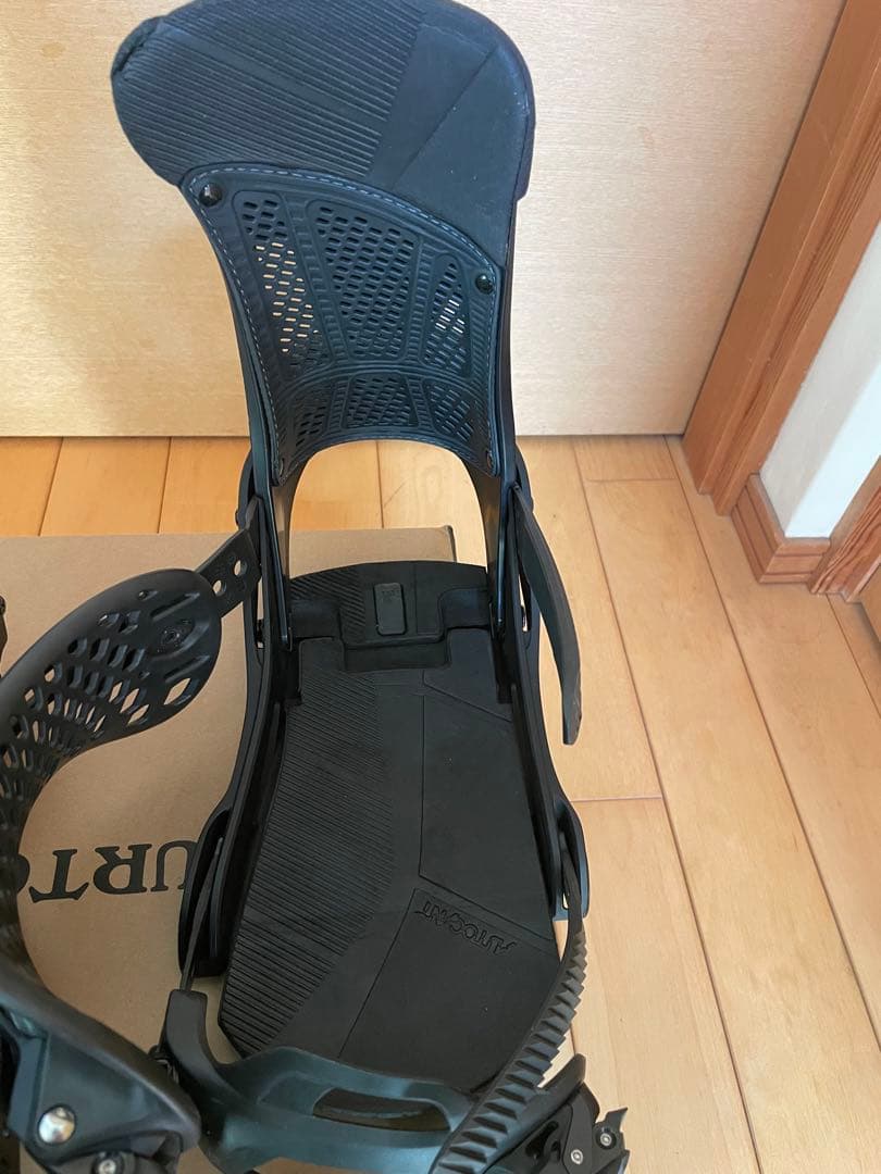 Burton MALAVITA RE:FLEXブラック18 19モデル Mサイズ