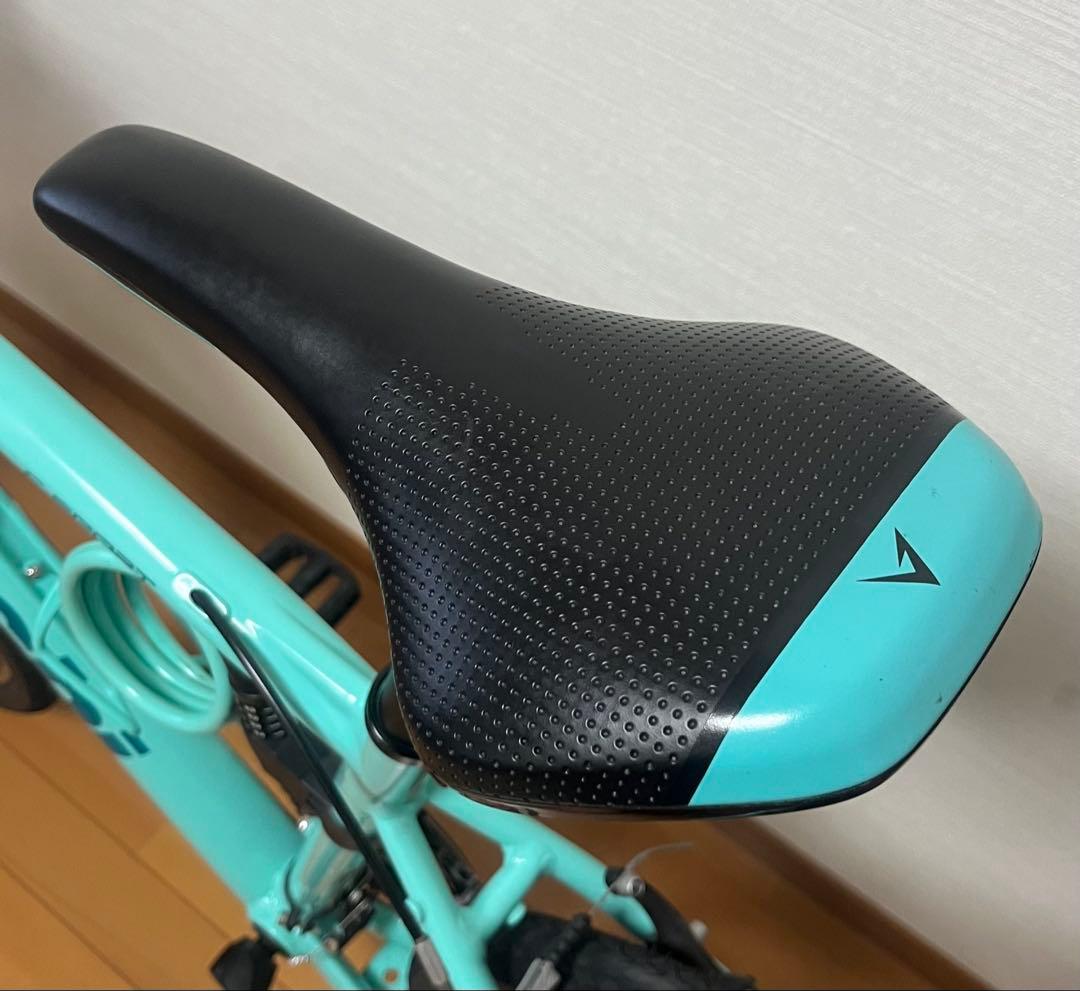 BIANCHI C-SPORT 1 2023 カスタム・付属品多数