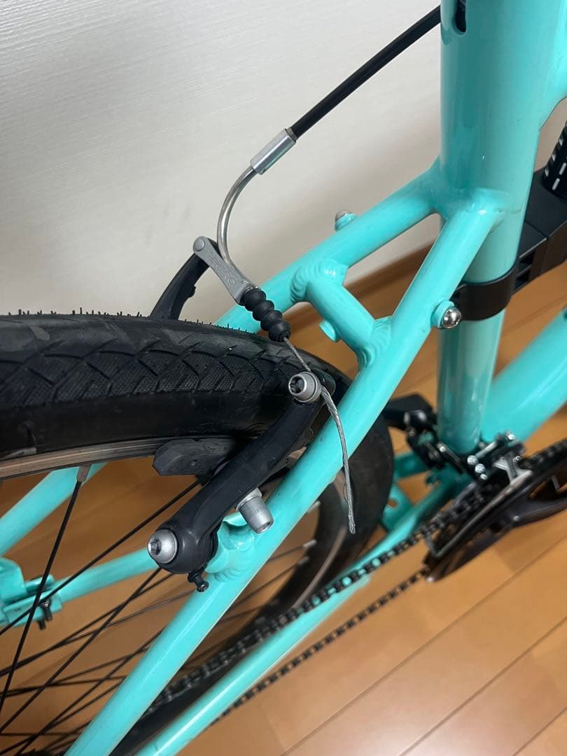 BIANCHI C-SPORT 1 2023 カスタム・付属品多数