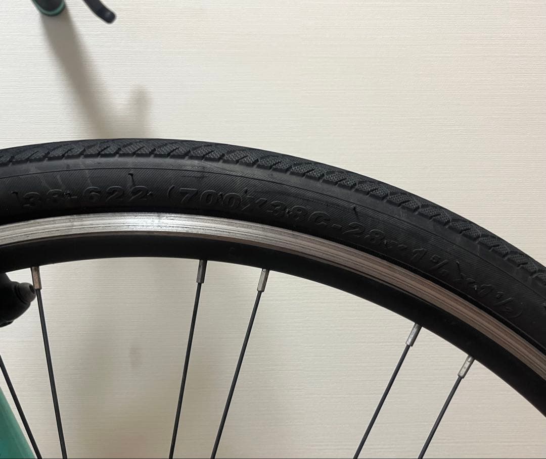 BIANCHI C-SPORT 1 2023 カスタム・付属品多数