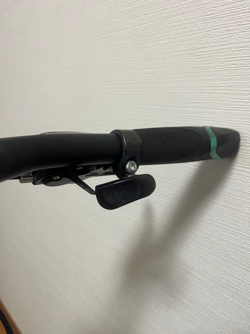 BIANCHI C-SPORT 1 2023 カスタム・付属品多数