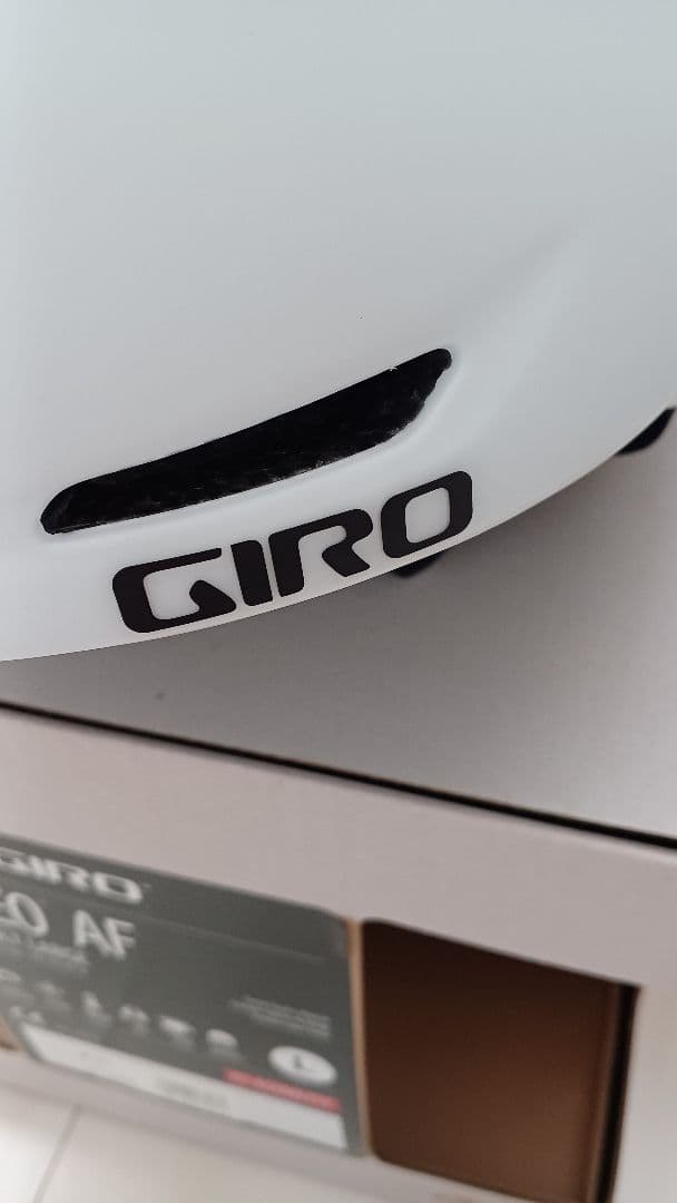 【美品】GIRO ジロ スキー・スノーボードヘルメット NEO ネオ AF