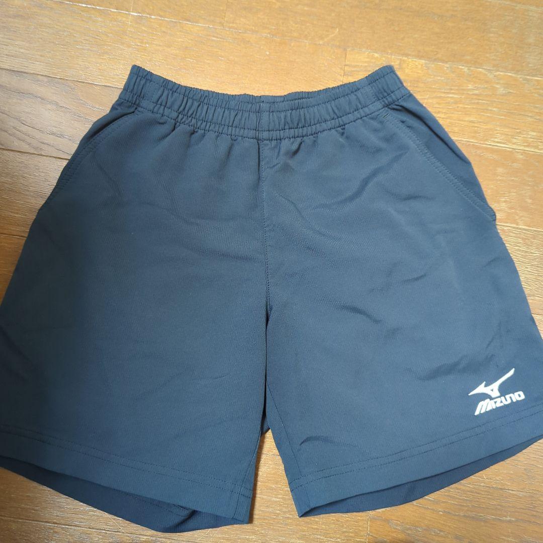 ソフトテニス　ジュニアハーフパンツヨネックス、ミズノ