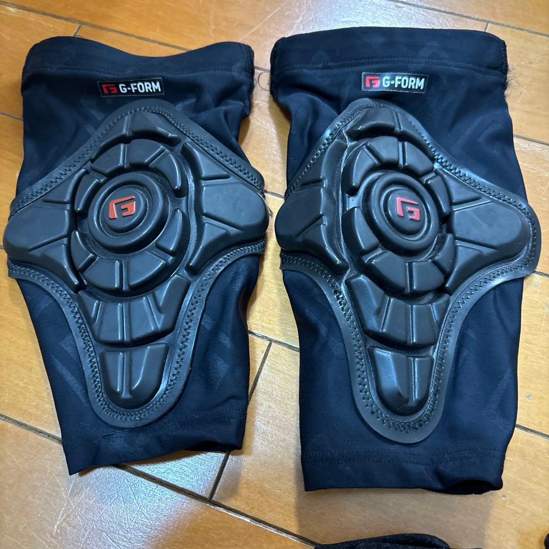 G-Form PRO-X 膝&肘当て、ストライダーズ グローブセット