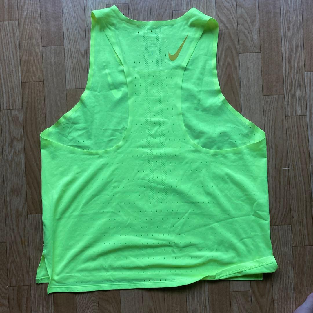 NIKE タンクトップ