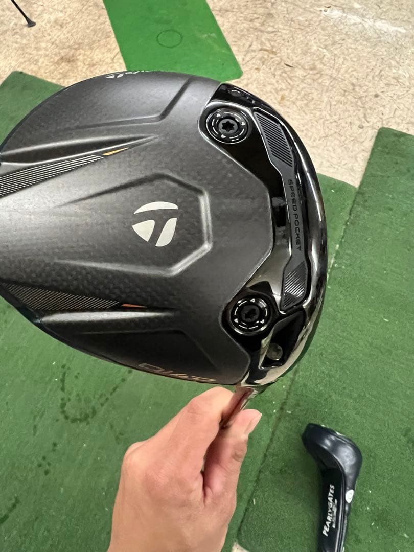 TaylorMade Qi4D ドライバー 9.0度　ベンタスTRレッド
