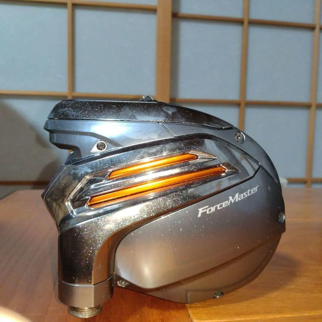 ハジメ　電動リール フォースマスター 6000 右ハンドル