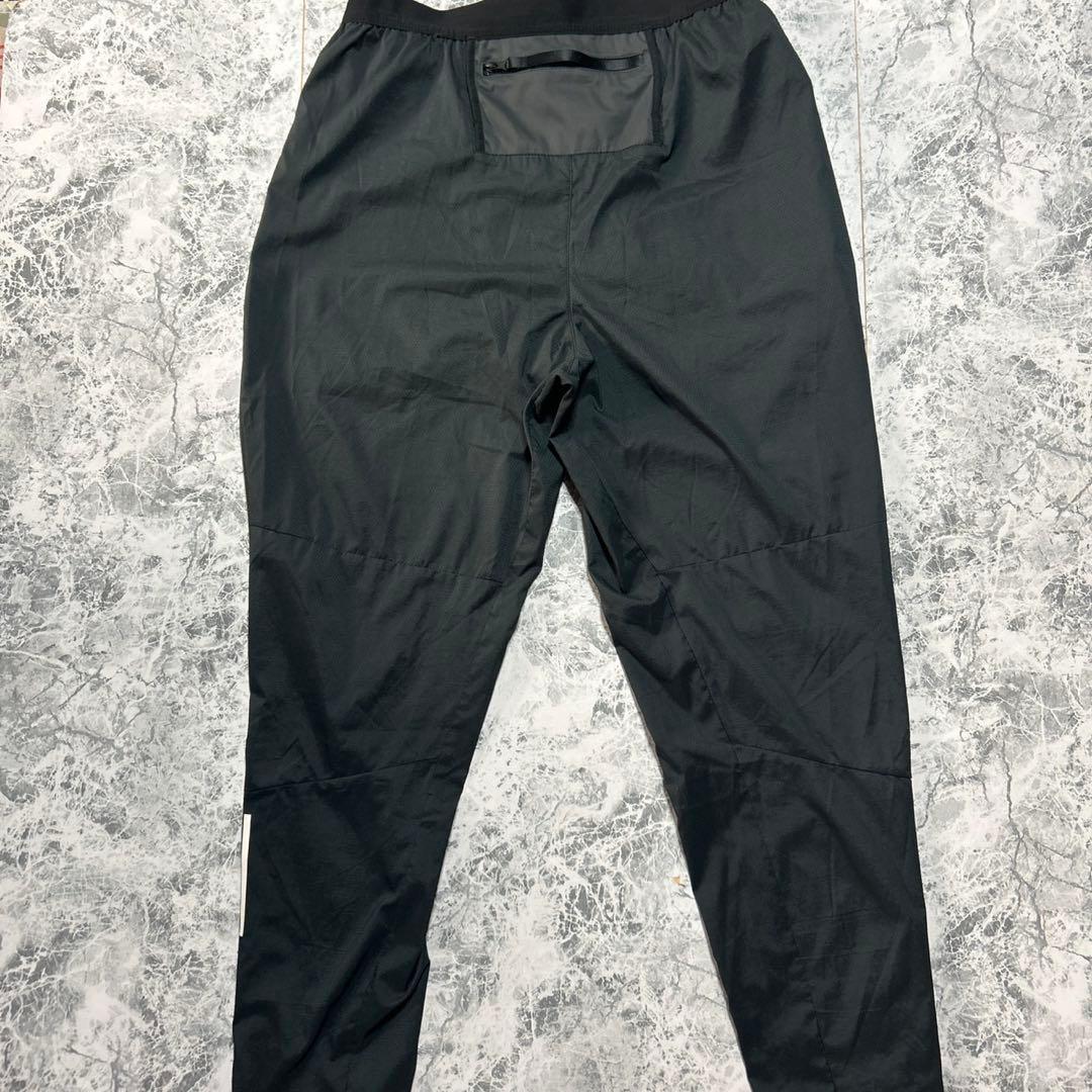 美品NIKE TRAIL ナイキトレイル　フェノム エリート　ナイロンパンツ