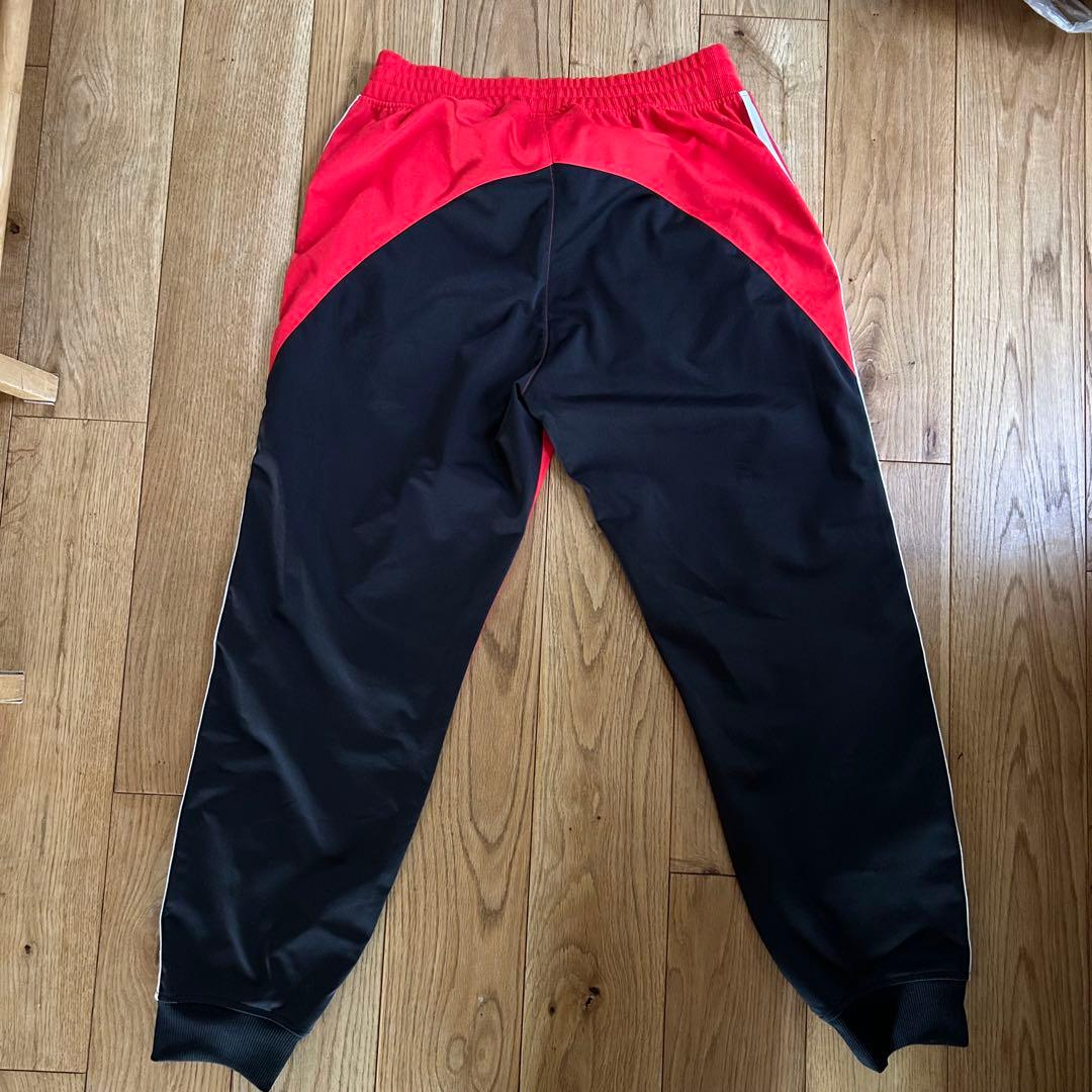 adidas トラックパンツ XLサイズ