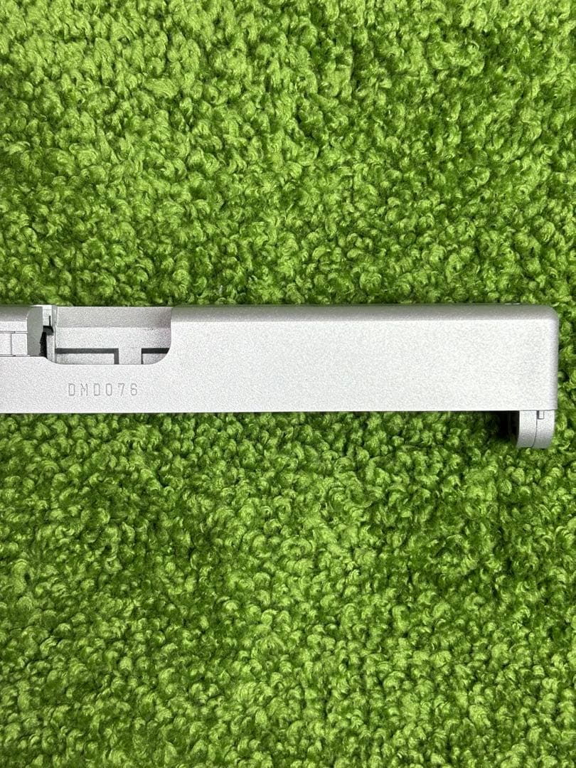 サイドアームズ　東京マルイ Glock17Gen3 セラコートシルバースライド