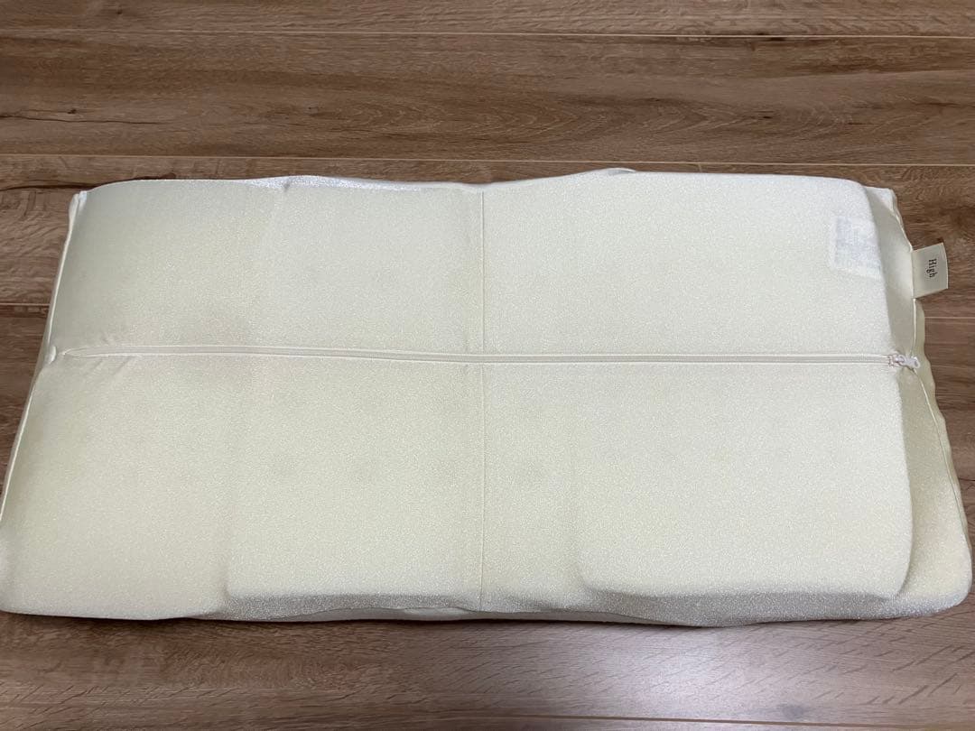 西川　エンジェルフロート　高め60×33×13cm