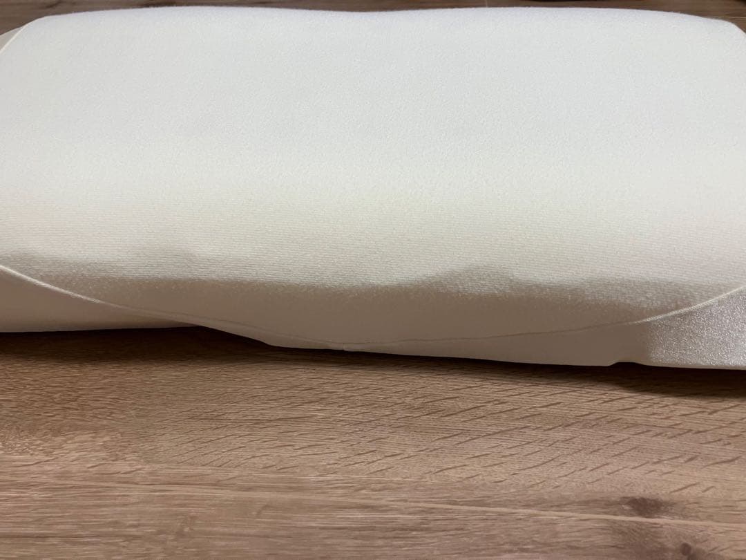 西川　エンジェルフロート　高め60×33×13cm