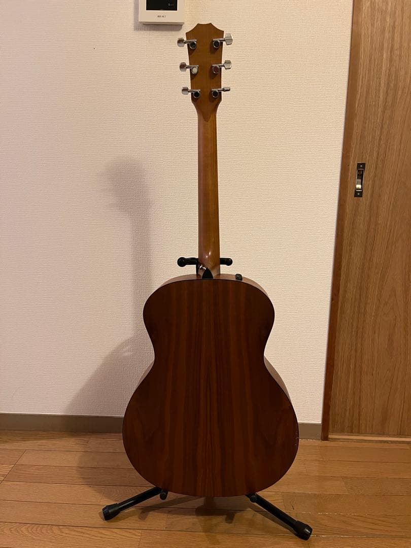 ギター Taylor 114e
