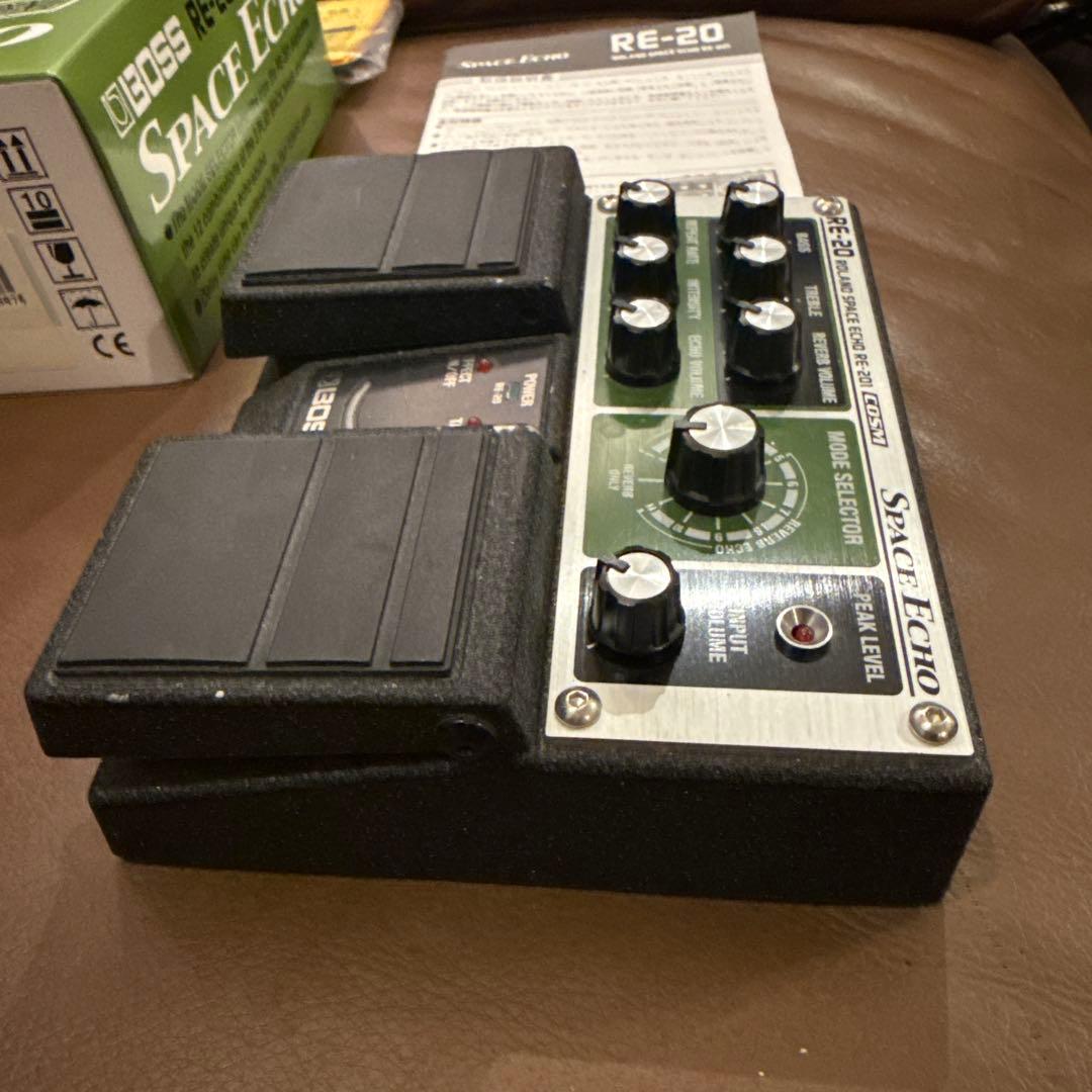 BOSS RE-20 Space Echo ギターエフェクター