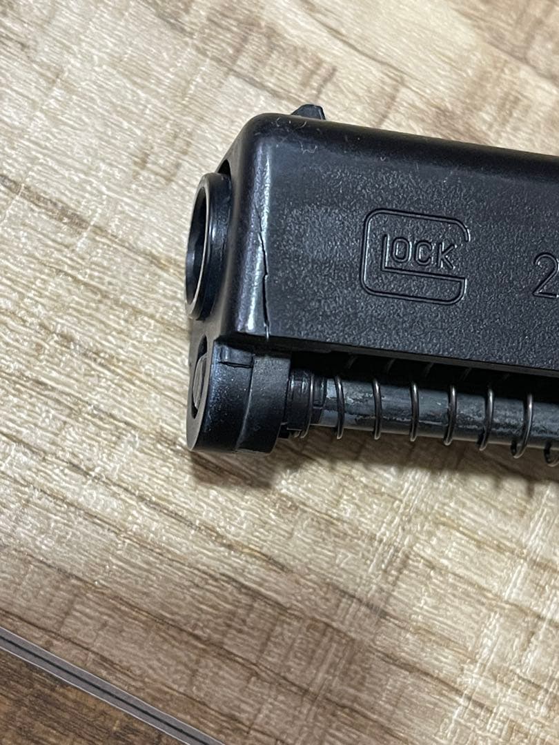 東京マルイ Glock 22 B&T USW-G17タイプ　ポリマーVer.