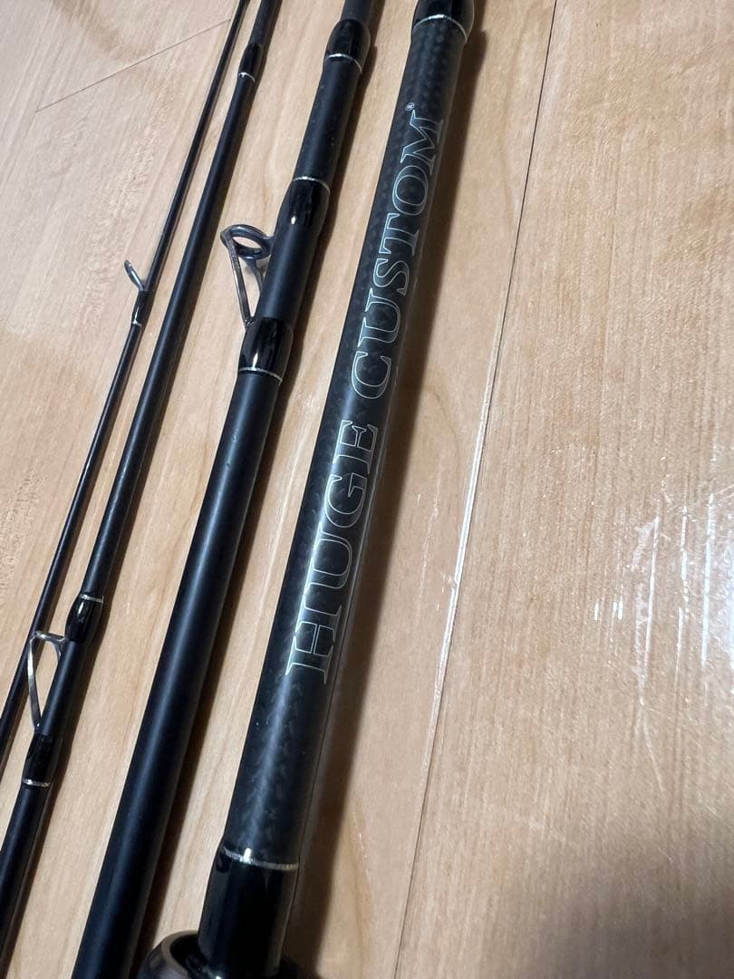 デプス バスロッド ヒュージカスタム HS1N-76R（スピニング 4ピース）