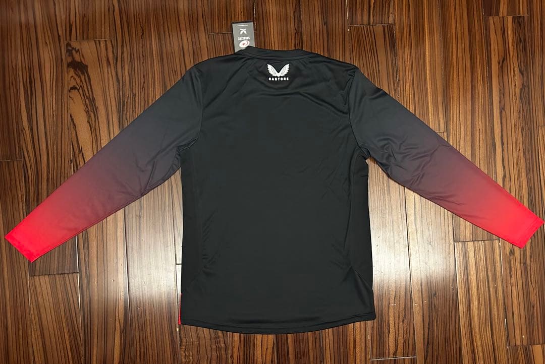 【新品未使用】Castore ラグビー サラセンズ　トレーニングT　長袖　黒　M