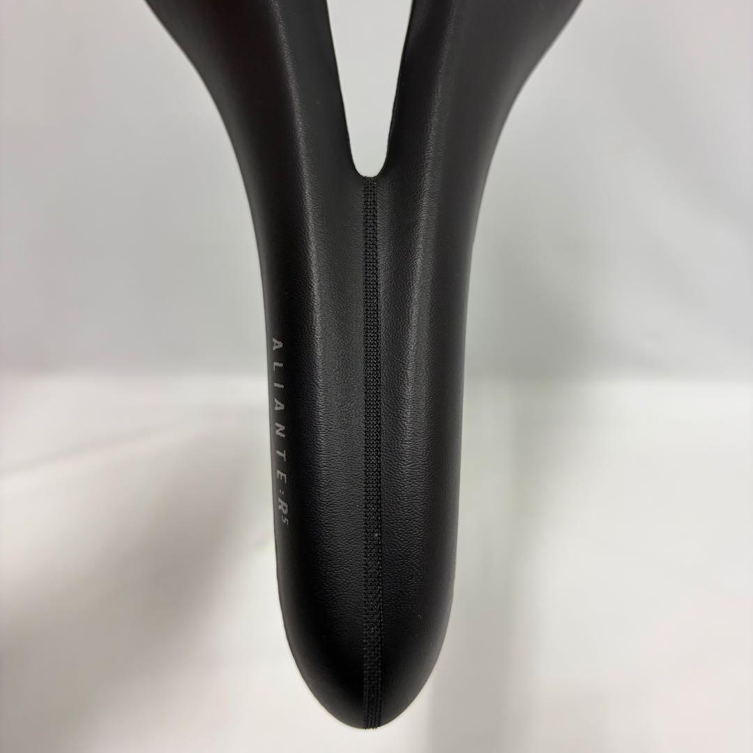 fizik OPEN ALIANTE R5 レギュラー サドル
