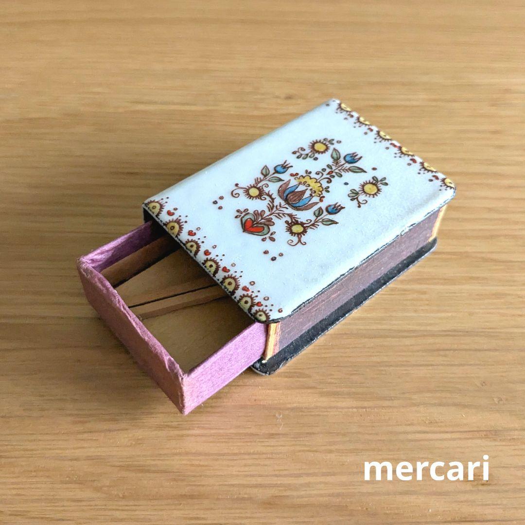 オーストリア　琺瑯　エナメル　ヴィンテージ　金属　マッチ箱　小箱　本型