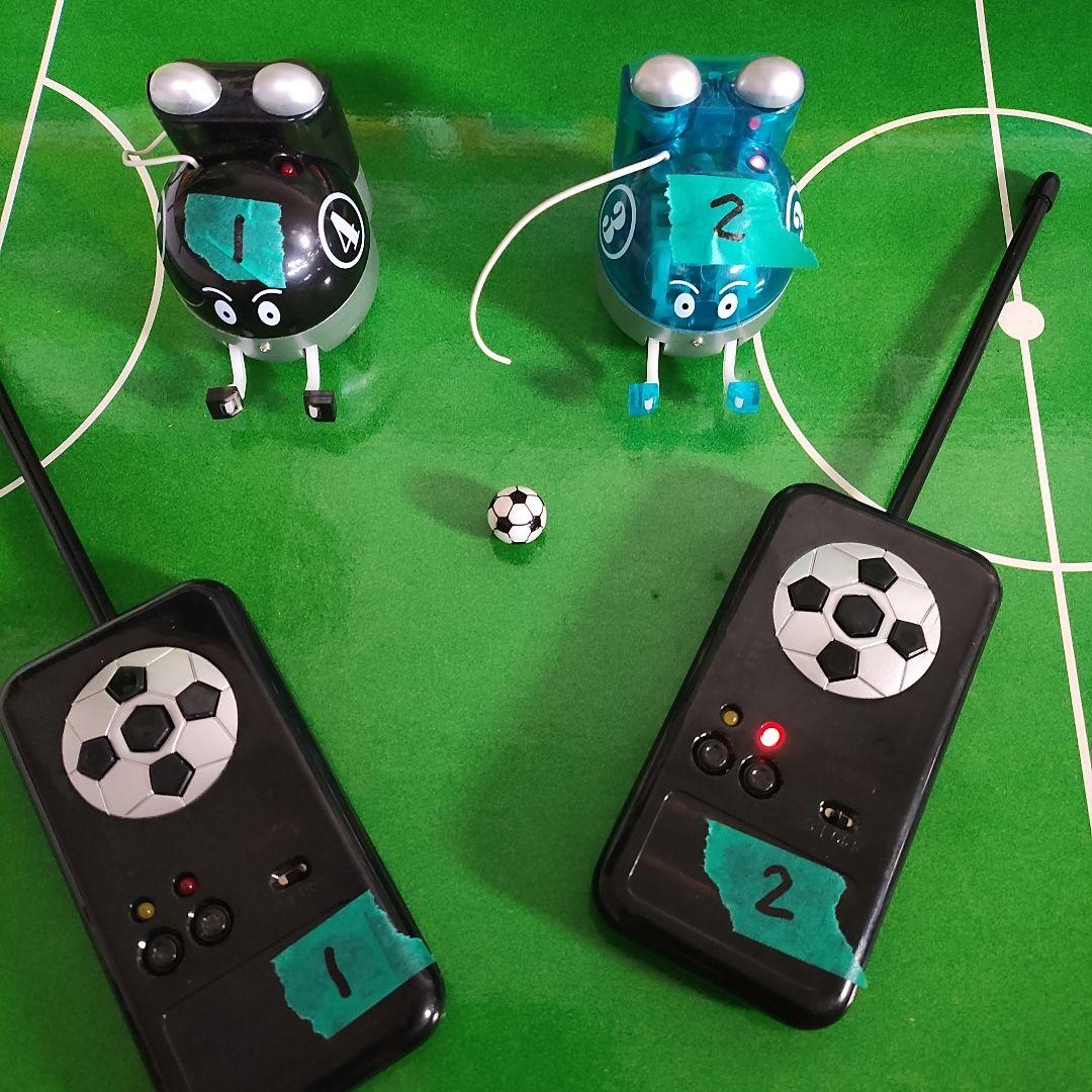 GENIUS SOCCER ラジコンサッカーゲーム