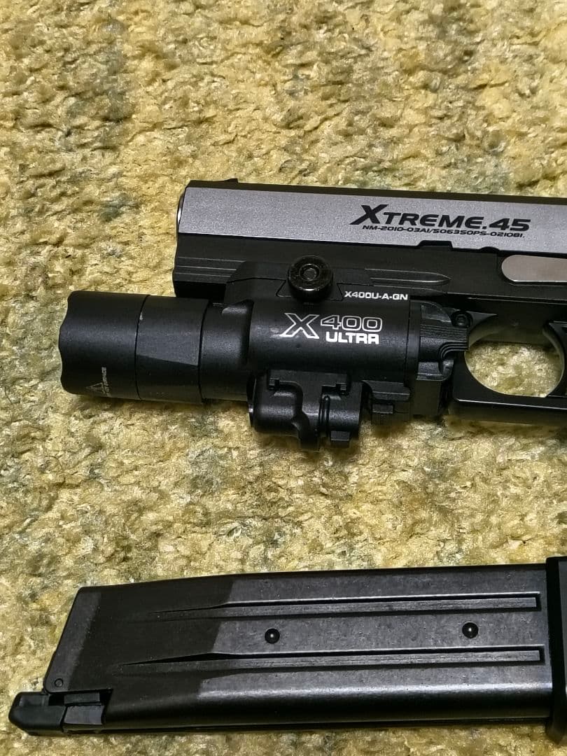 Xtreme .45 エアガン X300 Ultraライト付き