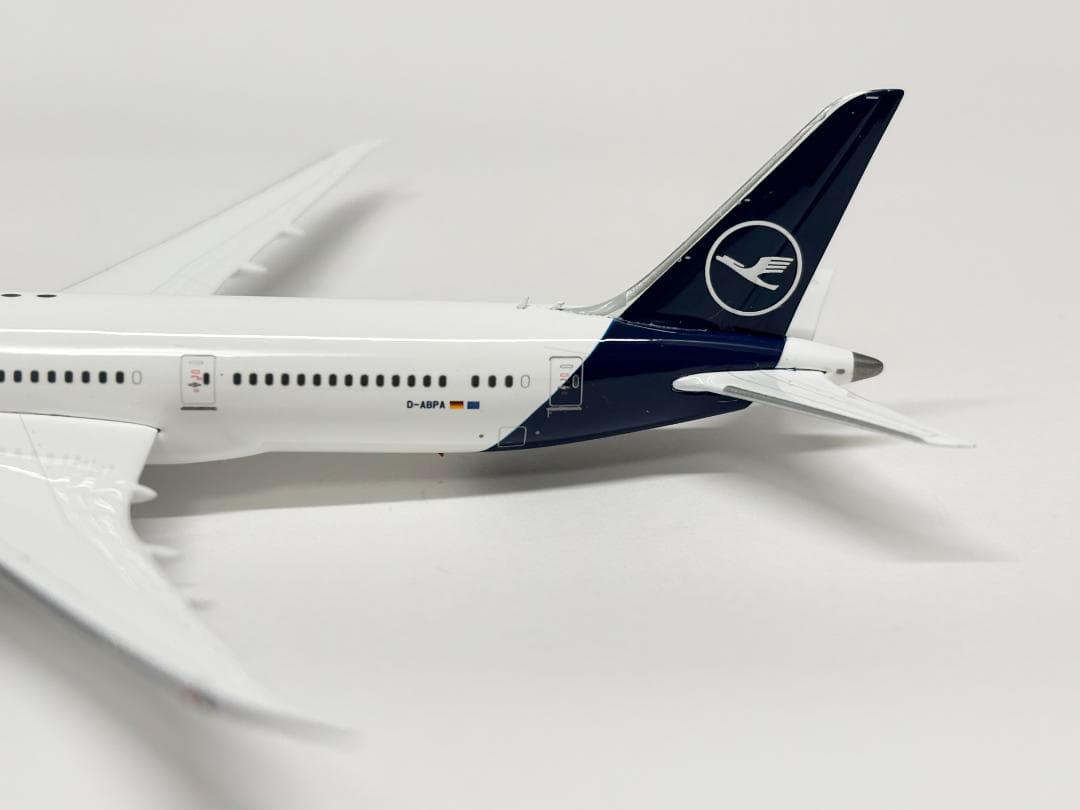 Lufthansa Boeing 787 D-ABPA 1:400スケール