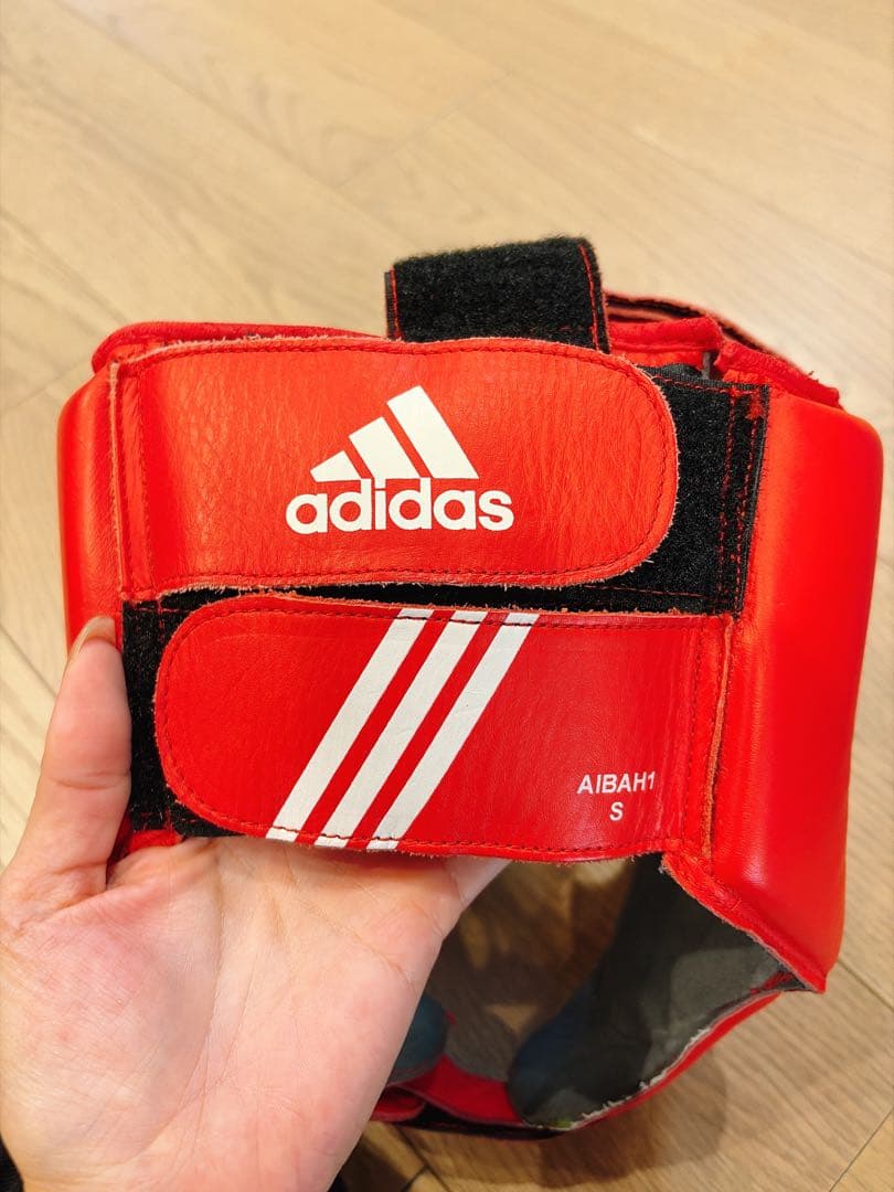 adidas 赤 青　ボクシング　ヘッドギア