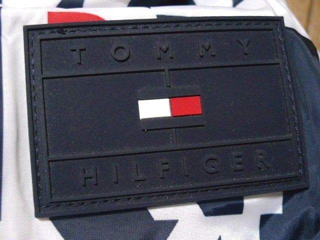 M-L日本サイズ位トミーヒルフィガーUSA限定モノグラムUS限定ダウンジャケット