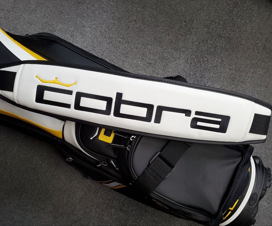 Cobra Vessel キャディバッグ 黒/黄