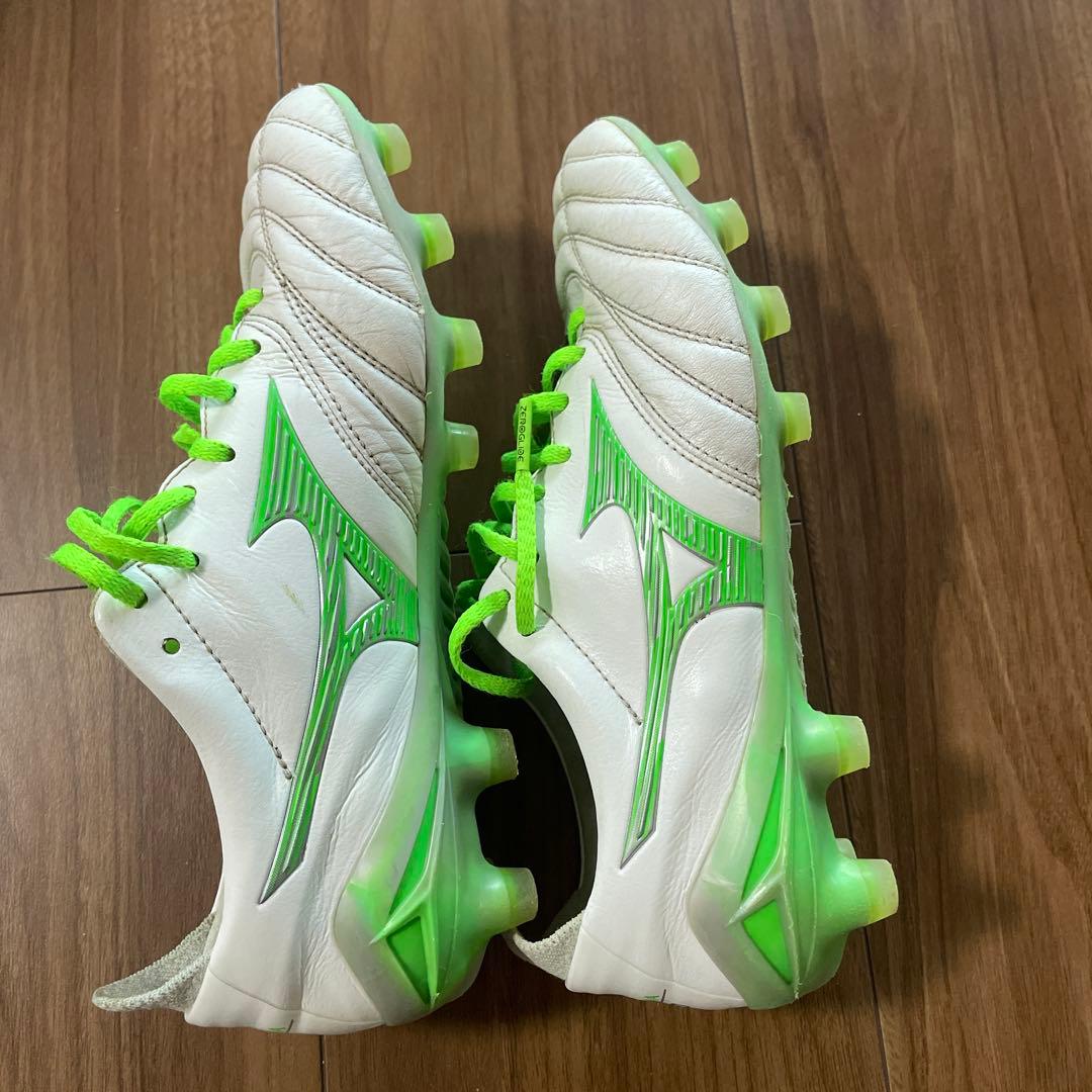 Mizuno サッカースパイク ホワイト/グリーンMORELIA nEO4