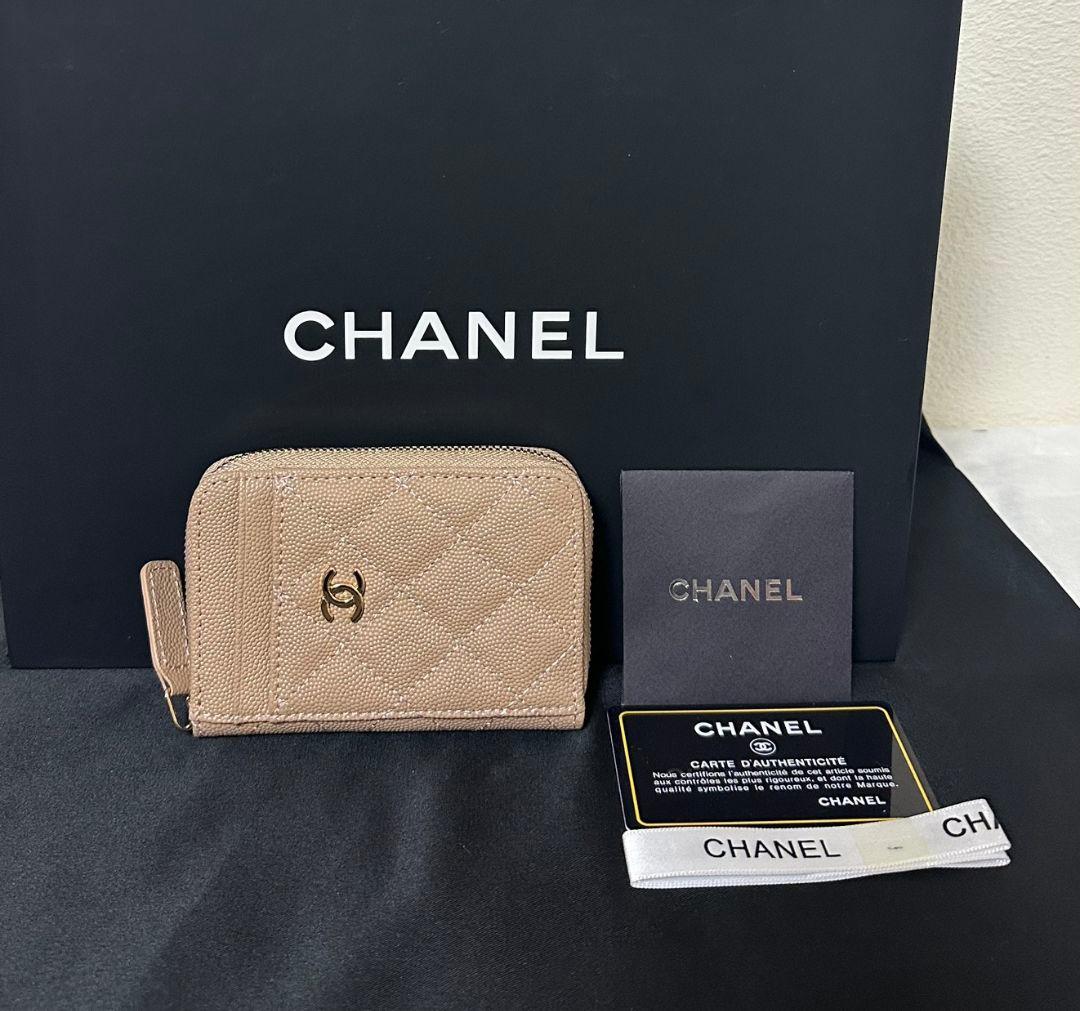 CHANEL ノベルティキルティングレザーミニ財布ベージュ
