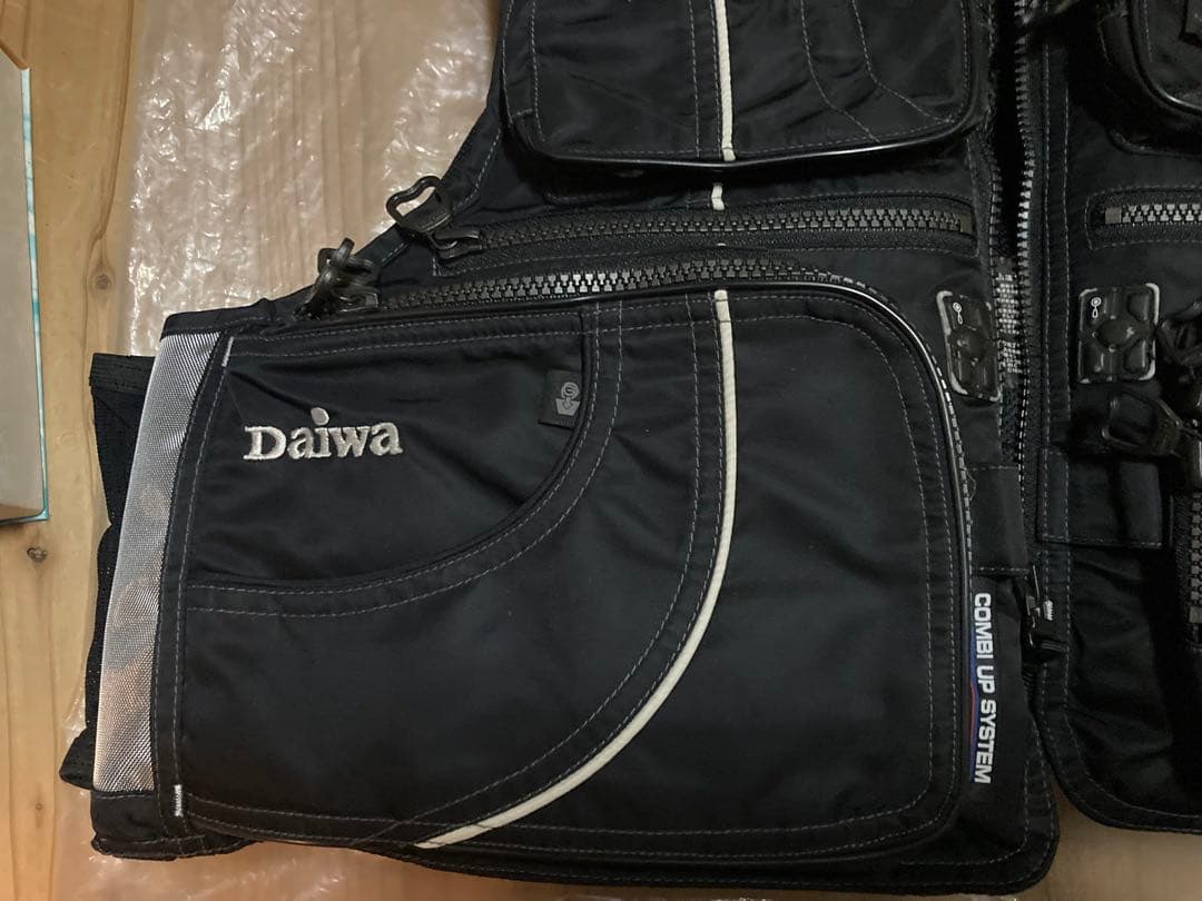 Daiwa PROVISOR ライフジャケット ブラック サイズLL
