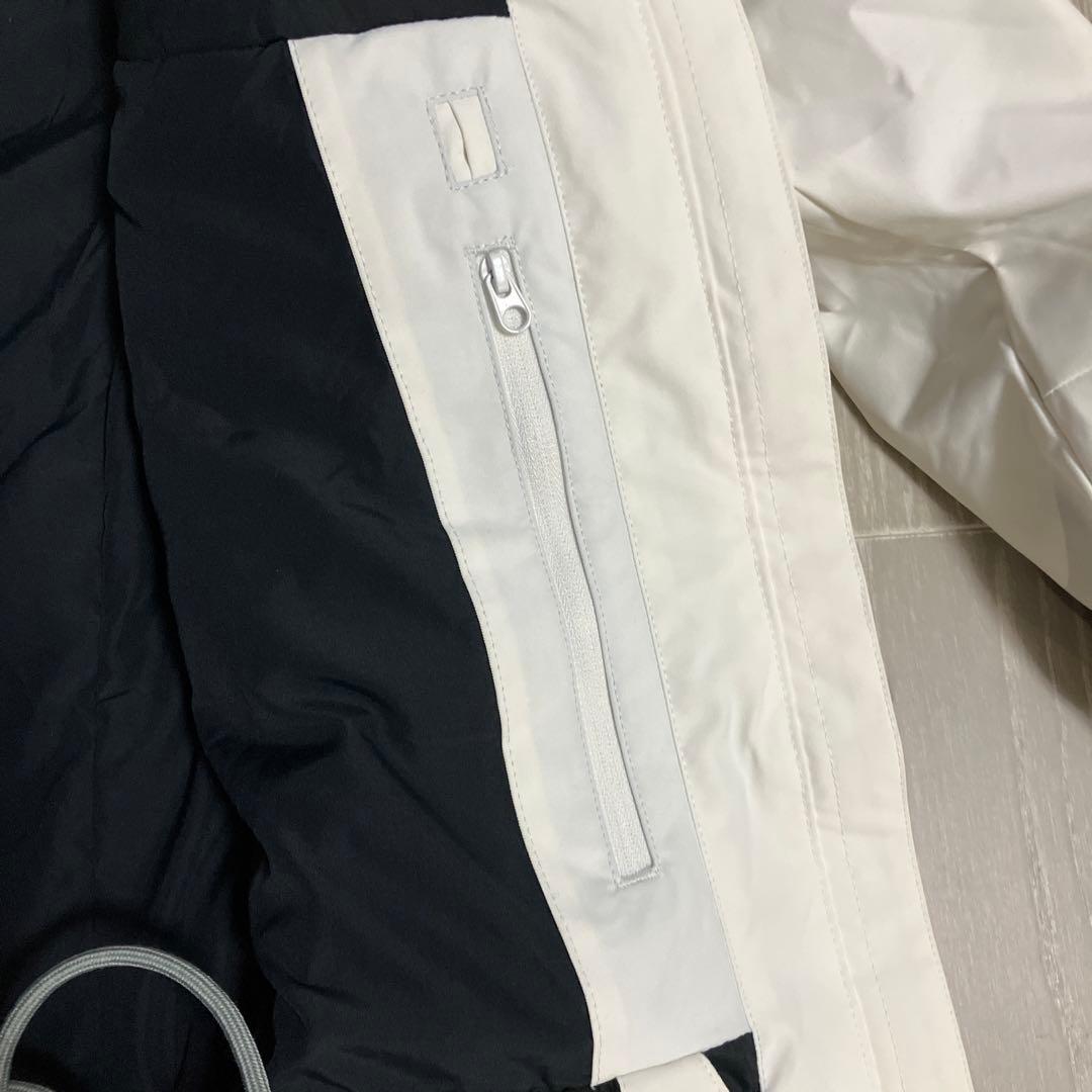 美品　ロキシー　スノボウェア　L size ハイスペック　大人気
