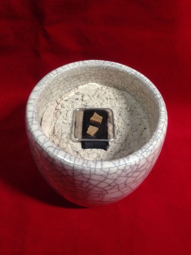 日立　美明快　ハイルミック　3波長形昼光色　D 白さくっきりさわやかなあか32個