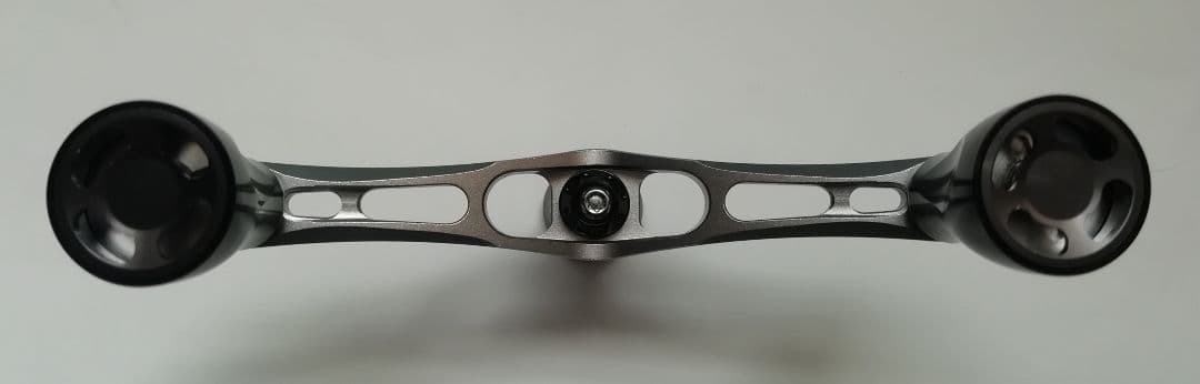 新品未使用 ダイワ シマノ通用 95㎜ カスタムダブルハンドル