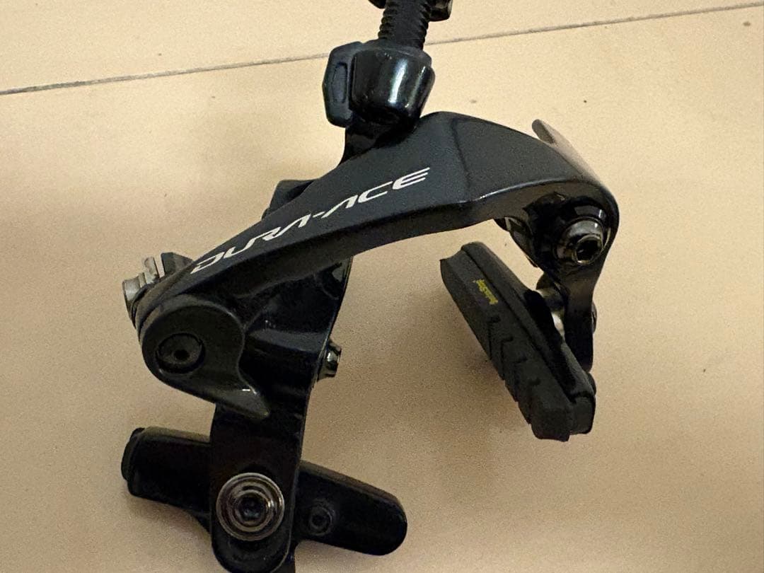 DURA-ACE ダイレクトマウントブレーキ セット BR-R9110F/RS