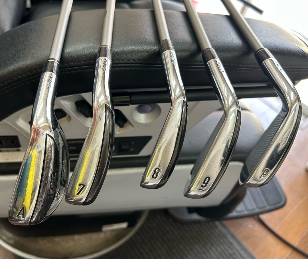 Epic FORGED STARアイアンセット 5本シャフト藤倉speeder