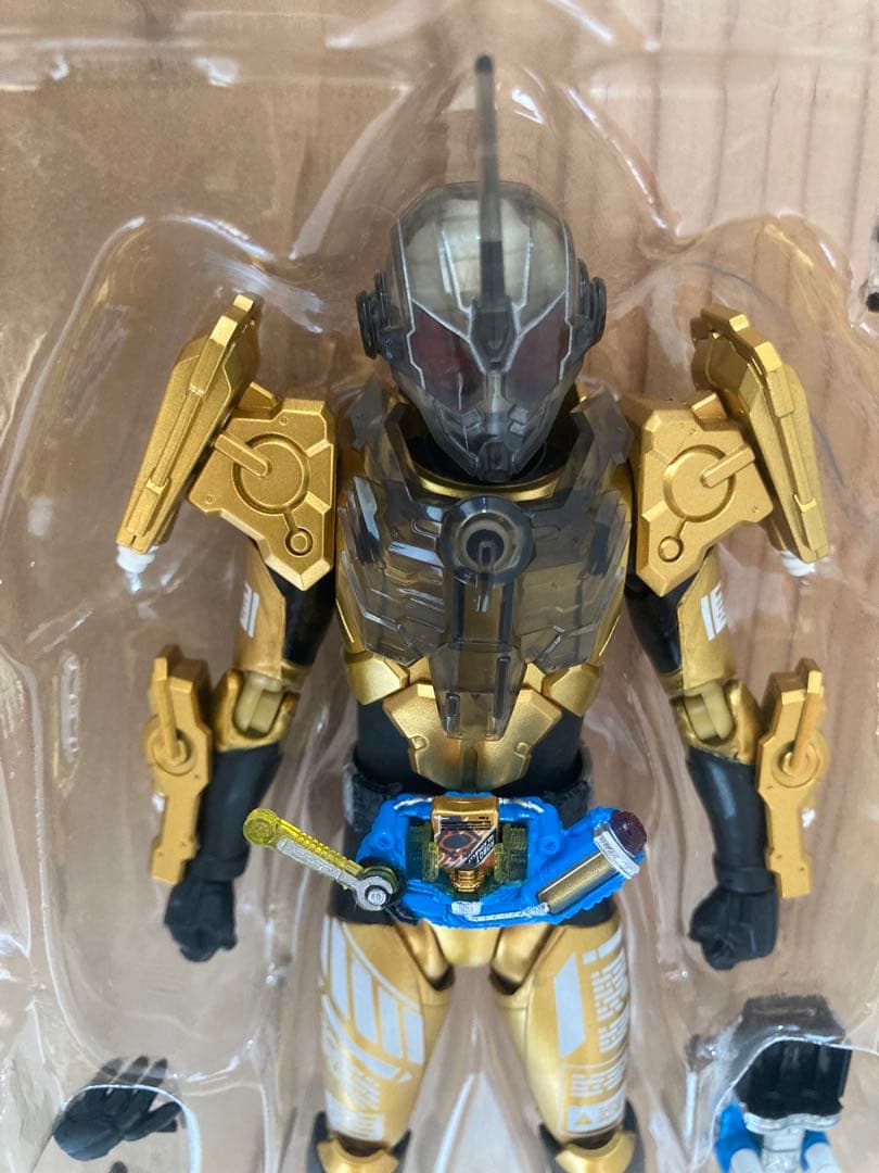仮面ライダーグリス　フィギュアー