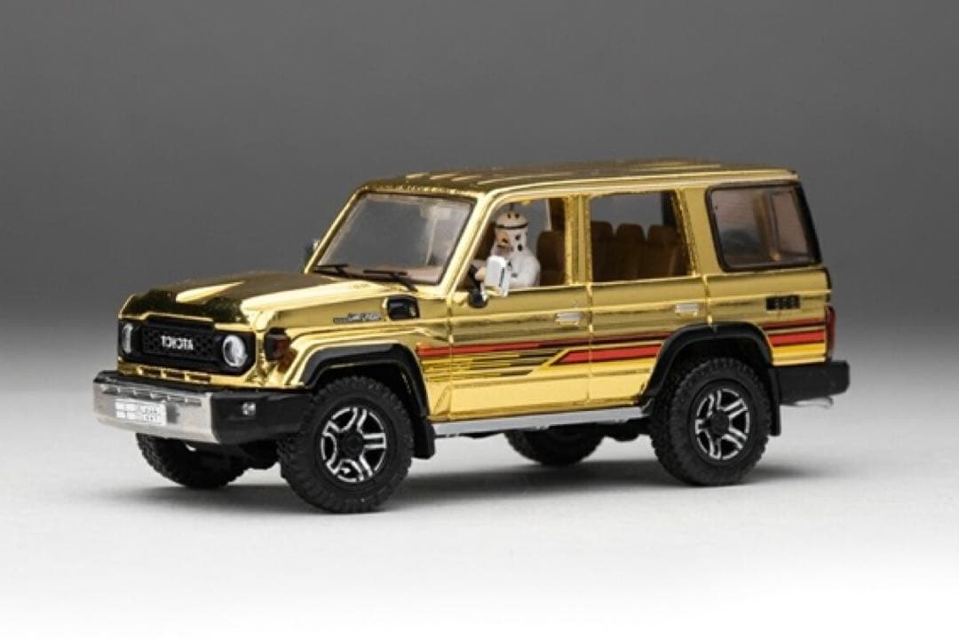 ランドクルーザー 70 アラブ仕様　特注品　ランクル70ミニカー1/64