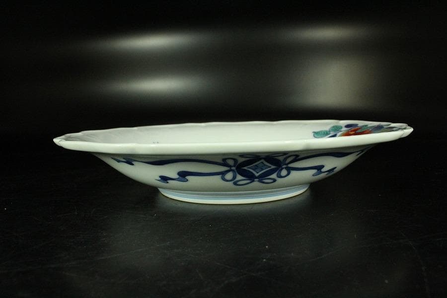 人間国宝 十二代 今泉今右衛門 作 色鍋島薔薇絵飾皿 共箱(K-ZE373)