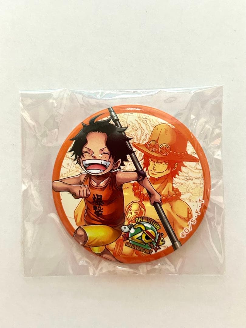 ② ワンピース ONE PIECE×Tファン Web限定商品 エース 缶バッジ