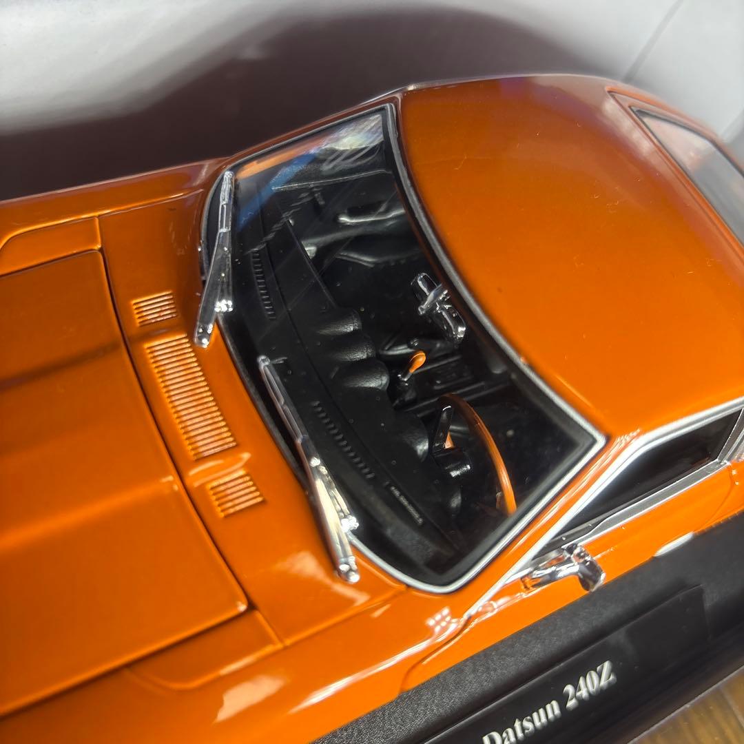 日産　ダットサン　240Z 未開封 1/18 マイスト