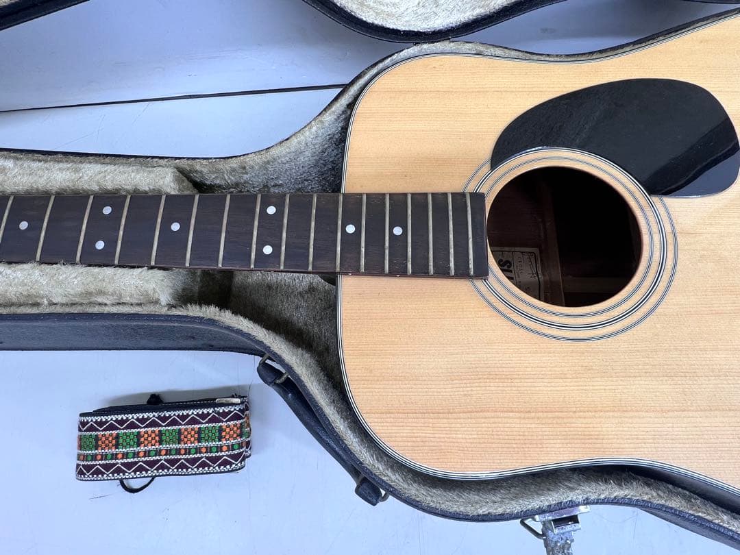 Morris W-15 アコースティックギター ケース付き